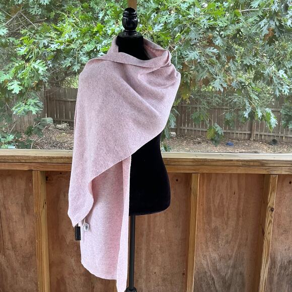 Banana Republic Women's Aire Ribbed Scarf Dusty Pink One Size. NEW - Picture 2 of 4